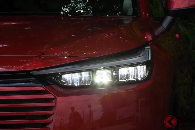 太依賴自動頭燈反而讓「忘記關燈」或「沒開燈行駛」變多了!? 汽車上消失的頭燈「OFF」開關 日落前後特別要注意！