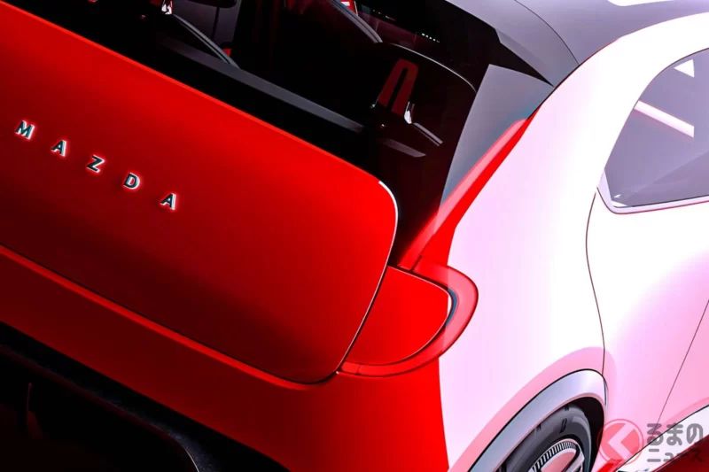 馬自達全新「Mazda2」終於要登場了!? 新款「小型車」公開後引起熱烈迴響！全長約3.8米的「光滑車身」獲得一片好評！「Neo-Sentic」設計風格的Vision Cross Compact吸引了多少熱切目光呢