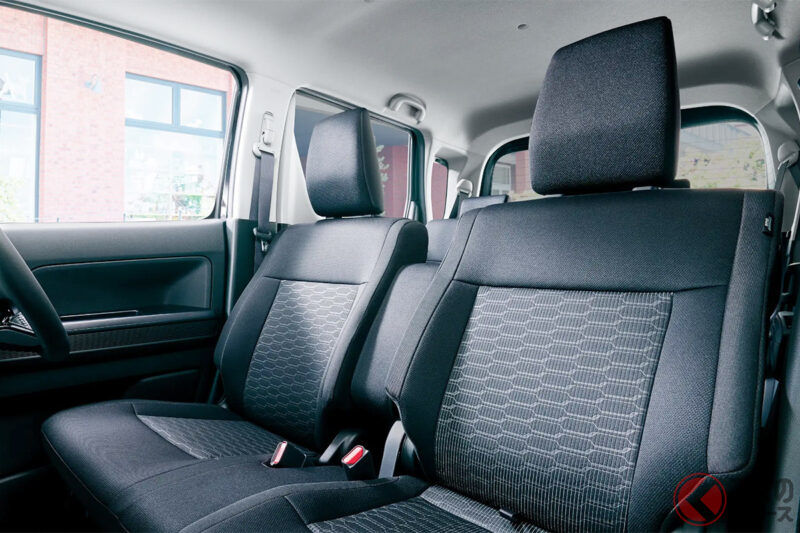 143萬日圓起！鈴木「全新“Wagon R”」話題炸裂！新採用精悍度爆表的「立體前水箱護罩」，被大讚「質感大升級」！還有MT可選的輕型旅行車，實際在經銷商引發什麼樣的反響？