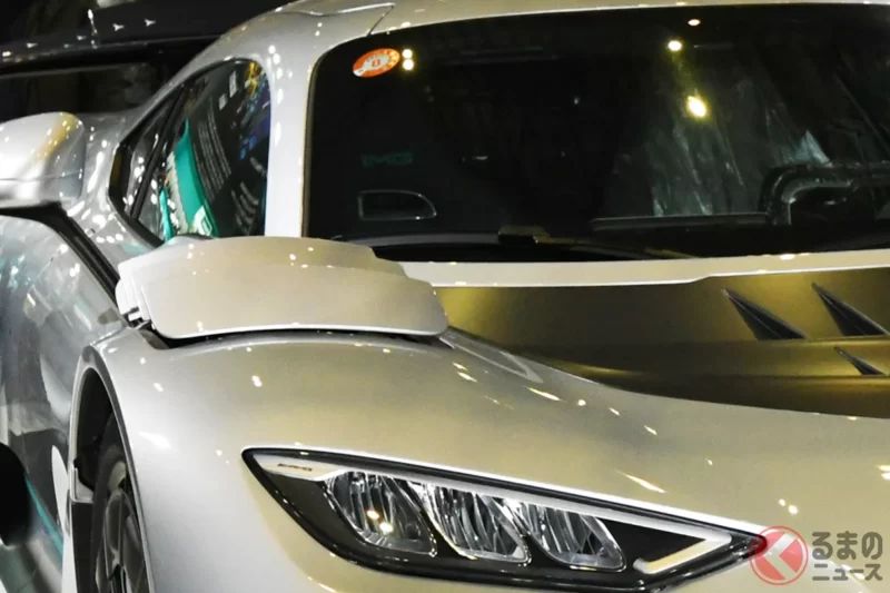 搭載 1.6 升引擎，馬力突破 1000！全新「四輪驅動」跑車公開！結合「市售車最強動力系統」與追求空力性能的流線設計，魅力十足！梅賽德斯-AMG「ONE」將於 TAS 2026 登場！