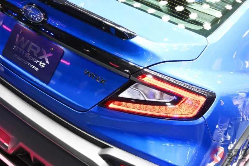 斯巴魯即將推出手排版本的「全新WRX」！搭載275匹馬力的水平對臥渦輪引擎與STI零件，駕駛樂趣滿點！這款粉絲期待已久的「三踏板」運動房車，就是「STI Sport Sharp」！