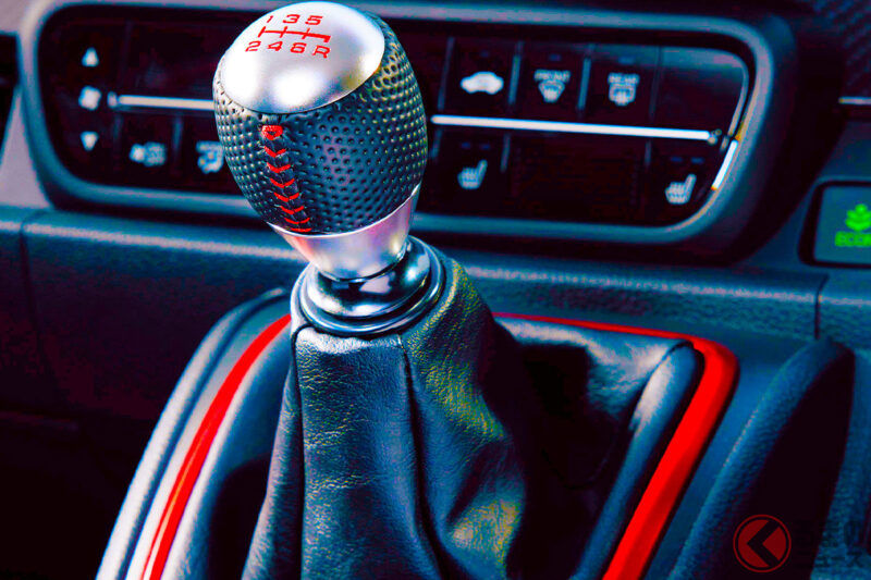 本田新款「6速手排變速箱」輕型跑車褒貶不一！有人說它有濃濃的80年代復古風，有人說高轉速渦輪增壓才是王道，有人說他們一定會買第一輛660cc的Type R！全新N-ONE RS以其超復古的圓潤造型，真是令人驚艷！