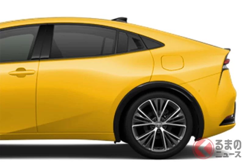 4WD也能「一公升跑30公里以上」！Toyota「四驅Prius」強到誇張！過彎實力媲美跑車、雪地表現同樣出色！顛覆「節能車」既定印象的「E-Four」是什麼？