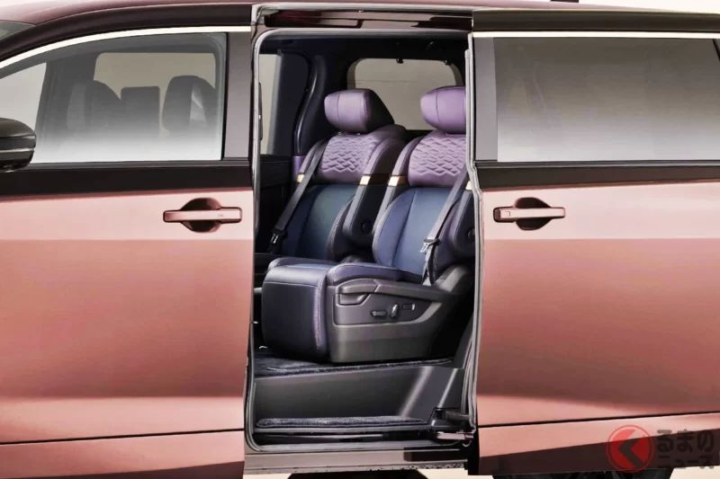 日產「全新Elgrand」今夏即將登場！劍指「Alphard／Vellfire」的旗艦車款，睽違16年迎來全面大改款！搭載1.5L引擎＋高性能4WD的「運動風格MPV」令人期待