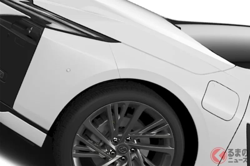 Lexus全新「大型房車」真的帥翻！全長超過5米的霸氣車身，搭配前衛專屬設計與「超閃亮」燈光點綴，厚重質感爆棚！黑化風格點綴超吸睛的「ES Modellista Prototype」到底是什麼來頭？