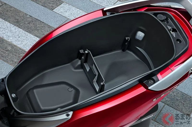 一公升可跑49.3公里！售價35萬日圓的Honda「全新」速克達訂單爆量！已經開始搶車了？「可能會沒有現車庫存」全新「Lead 125」2026年式在經銷端也超人氣！