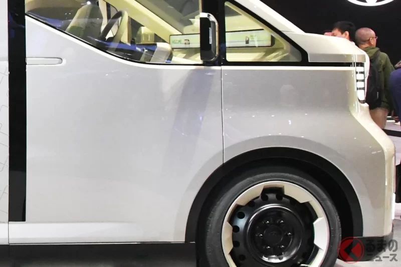 Toyota「全新Hiace」也太猛了吧！超機能性的「方正車身」傳將搭載多種動力系統!? 車室空間可自由變化運用！睽違20年的全面大改款讓人超期待！