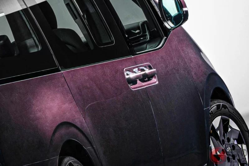 全新「蛋型」廂型車登場！擁有強勁218匹馬力版本，還有「9人座」車型！車格比Alphard還大的「Hyundai Staria Electric」於歐洲亮相