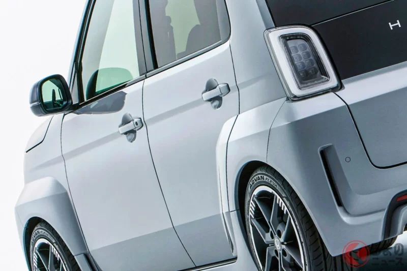 睽違40年復活！？本田全新「小型運動跑車」公開！方正車身搭配圓形大燈，像極了「City Turbo II」風格的「Super One」是什麼車？