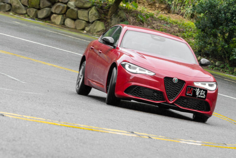 【一手試駕】輕舞飛揚 Alfa Romeo Giulia Sprint