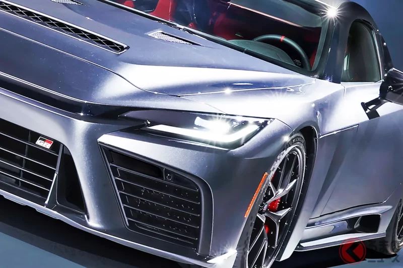 豐田最新「V8」超跑太厲害了！超長的車頭設計，加上全高不到1.2公尺的超低車頂，帥氣感爆棚！幾乎就是「賽車」等級的日本製旗艦跑車——「GR GT」究竟是怎麼一台車呢？