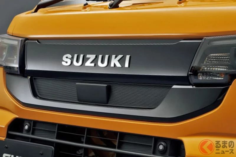 新車售價156萬日圓！鈴木全新「創新輕型貨卡」魅力十足！精悍的「全黑版」不僅配備5速手排，還搭載「帶差速鎖的專業4WD」！這台「Super Carry X Limited」究竟是什麼樣的車型呢？