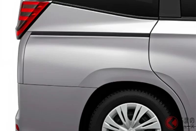 豐田全新「Noah」太厲害了！提供「3列7人／8人座」配置，比最高等級還要「便宜超過130萬日圓」！便利的「Power Slide Door（電動滑門）」與安全功能全車標配，真的很讚！那麼最簡單、最便宜的「X」車型又有什麼特色呢？