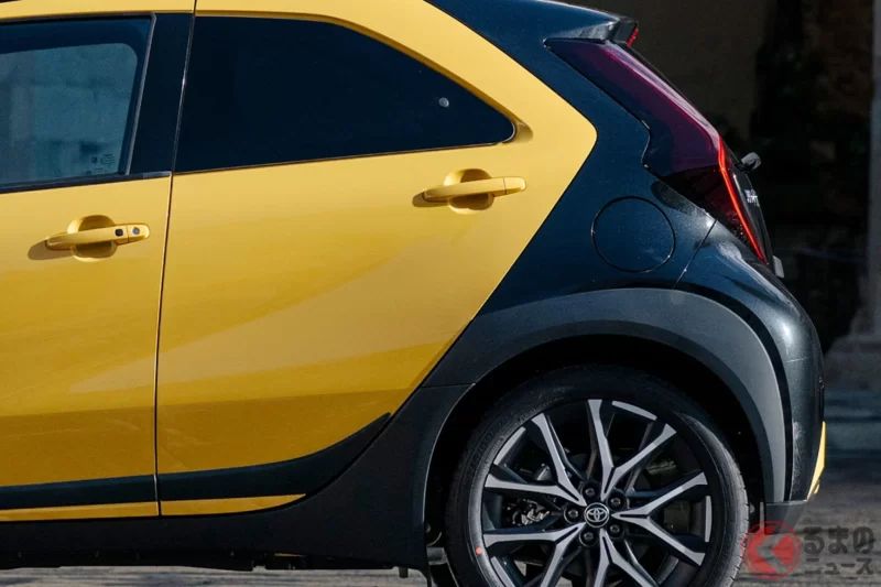 Toyota全新「小巧SUV」登場！全長約3.7米的Compact車身卻搭載強勁動力單元！還有採用吸睛雙色塗裝、造型超帥氣的Sport版本「GR Sport」！「Aygo X」歐洲車型真的很厲害！