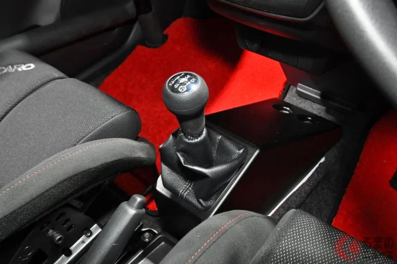 搭載5速MT！Daihatsu「“新”Mira e:S“Turbo”」詢問度爆增！64匹馬力「Turbo」塞進輕量車身！超親民的「專注操駕型“Sport Car”」由D-SPORT Racing調校，在經銷商間也掀起話題