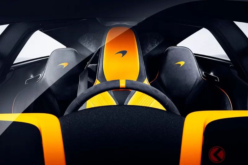 全長 5.1m 的「3 人座運動跑車」超吸引人！ 採用前衛的「光滑」車頭與「超長尾巴」設計！ 搭載 4 公升 V8 引擎，馬力超過 1000 匹的「McLaren Speedtail」是什麼？