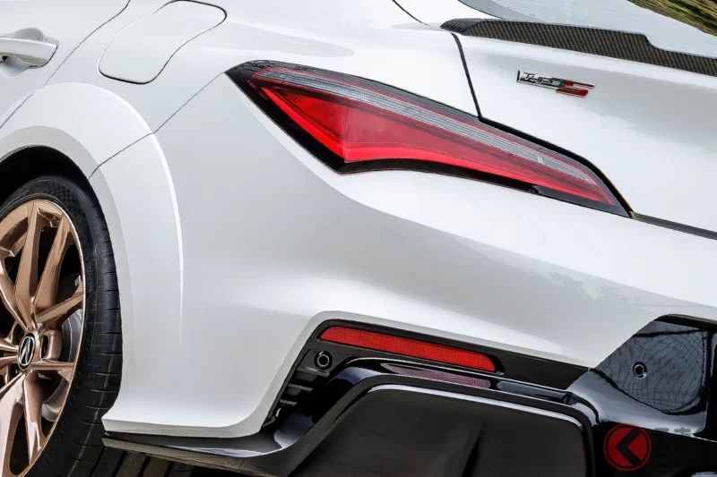 Honda「Integra」在日本販售引發熱烈回響！「睽違19年復活太熱血了！」「左駕有點困難…」粉絲議論紛紛!? 搭載2L渦輪×6速MT的高性能車型「Type S」預計2026年下半年上市！