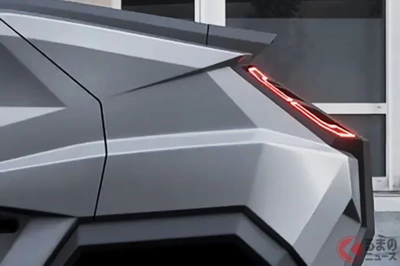 睽違7年全面大改款的全新「SUV」引發大量討論！方正硬派設計加上6.2L「Demon Engine」讓人直呼「根本像電影裡的車」「Military感超棒」！被稱為「地表最強SUV」的Rezvani「Tank」美國版本究竟是什麼車？