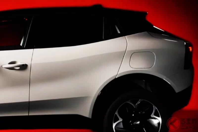 每公升可跑「23km」的全新「小型 SUV」上市！採用與 Toyota「Yaris Cross」相近、全長約 4.2 公尺級車身，也被網友評價「外型很喜歡」！Alfa Romeo「Junior Ibrida Edizione Bianco」引發哪些討論？