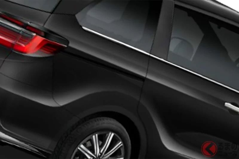 Honda 全新「3排7人座」minivan 很不錯！比頂規便宜約36萬日圓（約新台幣7.6萬元），卻擁有最佳油耗表現、每公升約可跑20公里！還配備雙側 power sliding door 與「高級 interior」，這款 Odyssey「最入門車型」到底是什麼？