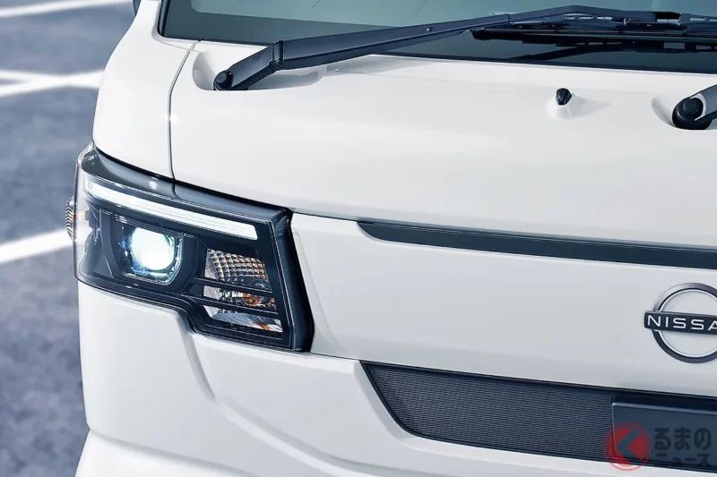 新車134萬日幣！ 日產的新型「2人座“kei”商用車」受到高度關注！配備5速MT×專業「差速鎖四驅」，即使惡劣路況也能輕鬆應對！精悍又乾淨的「前臉設計」也很討喜，新型Nissan Clipper Truck有哪些改變？