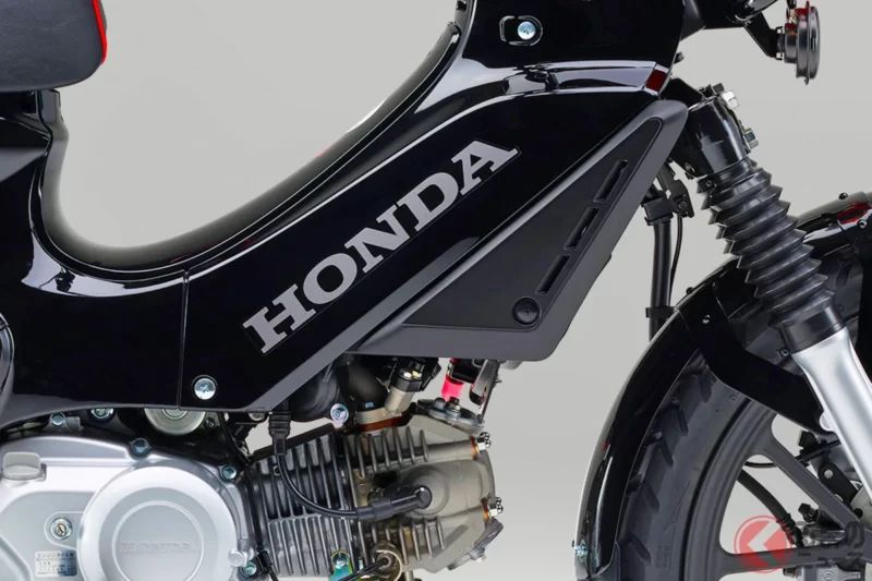 Honda全新「Super Cub」引發兩極評價!?「對手是不是變成輕自動車了」「已經變成高級Motorcycle了…」等聲音出現！另一方面也有人認為「結果還是CP值最高」給予高評價！沒有「時速30km限制」的「高動力版本」，工作用神車之王「110系列」引發熱議！