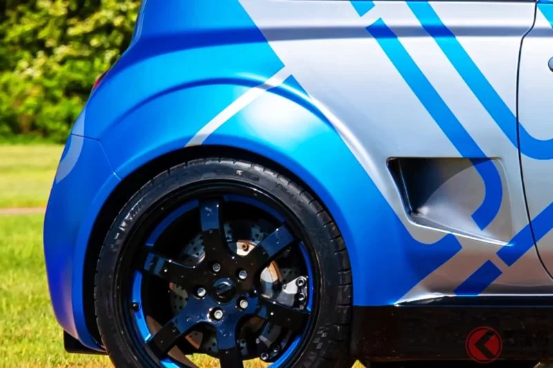 Nissan 的「小型 ‘MR’ 運動跑車」看起來超好玩！ 配備「300 馬力」的 3.5L 「V6」引擎與 6 速手排的「350SR」！ 輕量化車身的高性能「Micra」英國版本對比介紹