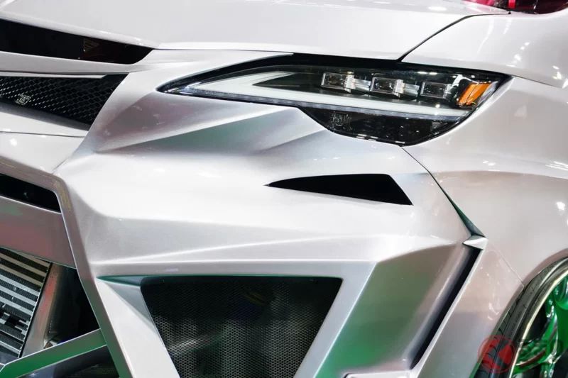 壞臉風格的Toyota「Vellfire」登場！採用Lexus風格的「車頭燈」與Robot臉設計！豪華內裝也很加分的「寬體Custom Model」到底是什麼？