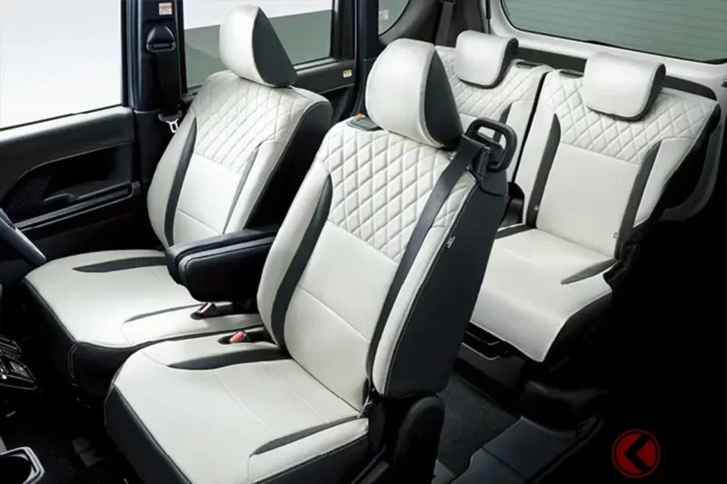 「明明是kei car卻豪華過頭！」Daihatsu最新「“小巧”sliding door wagon」引發關注！「豪華座椅」×「真皮配件」營造出的高級感超誇張！還能打造white配色的「Tanto」到底是什麼樣的組合呢？