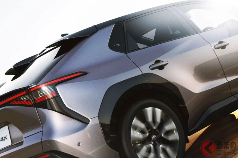 便宜「70萬日圓」的Toyota「全新5人座SUV」引發關注！全長4.7m「好上手的車身尺寸」× 搭載「可跑700km」的強力動力系統！迎來第3年大進化的全新「bZ4X」是什麼？