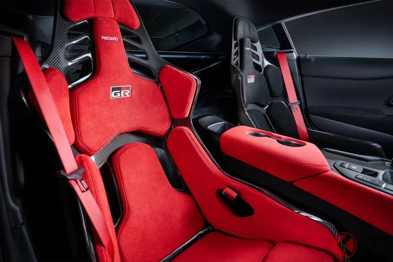 Toyota「FR」跑車停產引發大量討論！約48年的歷史讓人感嘆「至少把車名留下來」「二手價格感覺還會再漲」「如果復活應該會變成EV吧」等聲音不斷！甚至還推出激進的最終集大成版本！全球人氣超高的Supra將於2026年3月正式劃下句點