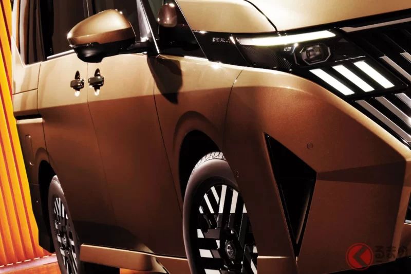 日產「高性能7人座‘4WD迷你車’」引起關注！獨自的「高精度4WD」提升操控性能，打造不易暈車的車款！這就是在「Serena」上設定的高規格車型「E-Four」