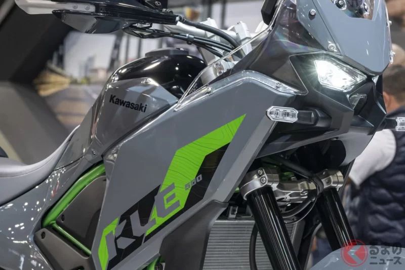 川崎「全新型冒險車」確定導入日本！搭載451cc平行雙缸引擎與專業級底盤，實現卓越越野能力！外觀銳利的「KLE500 SE」將於2027年年初登場