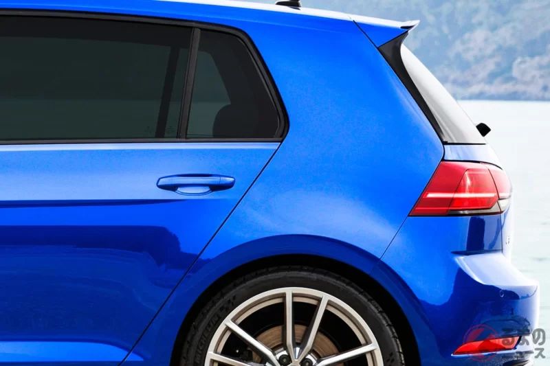 不到300萬日圓的「平價4WD運動車」是什麼車型？ 全長約4.3米車身搭載310匹馬力的「直列4缸」！ 與操控出色的進口車VW「Golf R」相比如何