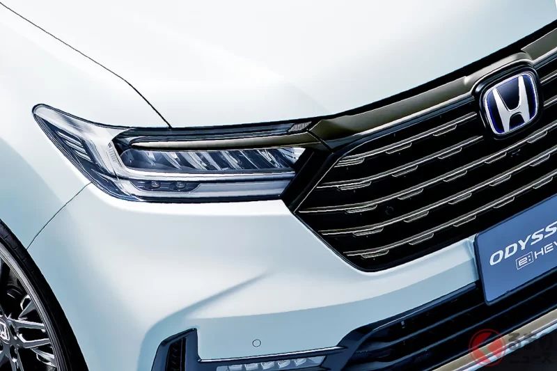 每公升跑20公里！Honda最新的「7人座高級Minivan」引起高度關注！豪華VIP規格的後座變得「更加舒適」！？首度導入的「Diamond Color」也超好看──最新Odyssey部分改良車型有哪些改變？