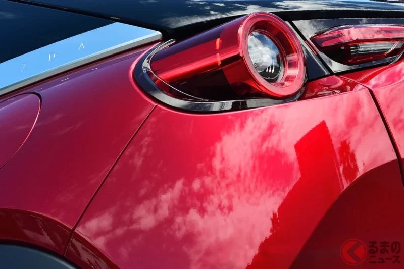 馬自達時隔 11 年再次推出「搭載轉子引擎的車型」！採用類似「2門 coupe」的流線車身設計，搭載「劃時代的動力單元」！全長 4.4 米、尺寸剛剛好的「MX-30」到底是什麼樣的車？