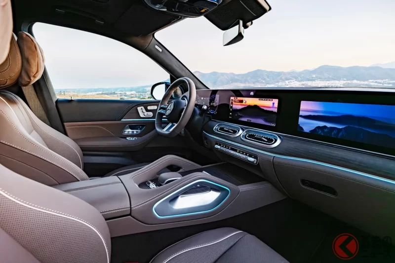 全長5.2m全新「三排7人座」豪華SUV登場！搭載強悍4.0L「V8」引擎！配備「會發光的Logo」與霸氣大水箱護罩的Mercedes-Benz「GLS」於德國亮相