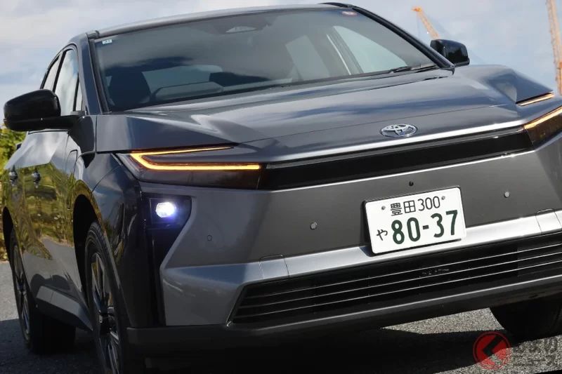 為什麼銷售表現亮眼？Toyota「bZ4X」在25年度下半年EV銷售中拿下第一！上市4年後…原因不只是性能提升而已，還有哪些關鍵因素？