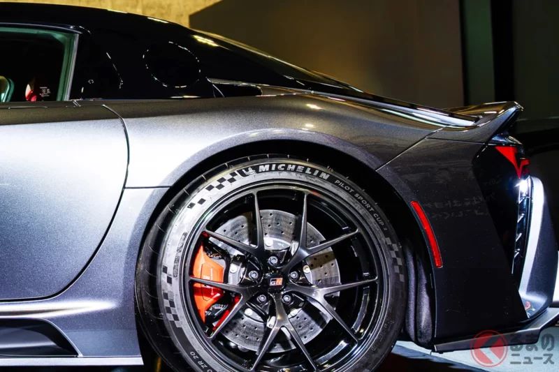 Toyota的“全新型”“2-seater”跑車引發熱烈迴響！搭載全新開發的4.0公升引擎，也出現「V8太熱血了！」「價格很在意」等聲音！這款“rear-wheel drive”機械GR GT成為話題焦點