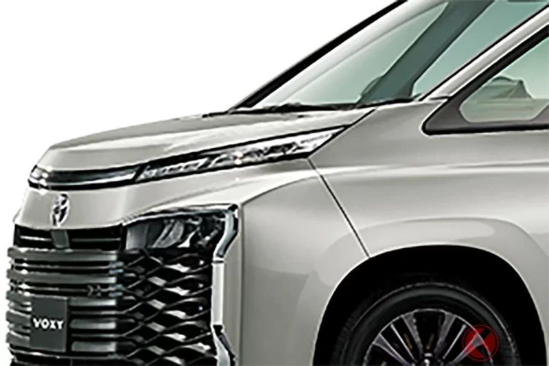 Toyota全新「5人座“Voxy”」引發熱議！全長約4.7m車身＆提升便利性的2排座Minivan，出現「其實不用第3排也可以」的聲音！約339萬日圓就能入手的「無第3排座椅」版本是什麼？