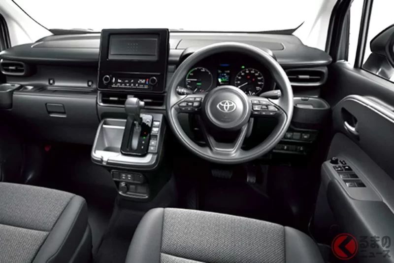 新車207萬日圓起！Toyota最便宜「Minivan」引發關注！比高階版本便宜「124萬日圓」的「5人座」版本！標配「Electric Parking」的「Sienta」最入門等級是什麼？