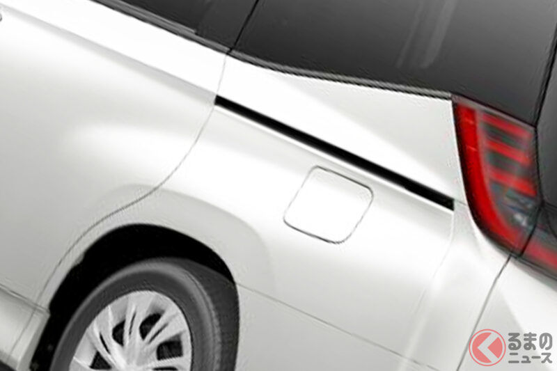 Toyota全新「Noah」即將上市！提供「3排7人／8人座」配置，比最高等級便宜超過「100萬日圓」以上！還具備「每公升23.8公里」的優異油耗表現！透過內外裝全面更新，採用全新aero design的「入門版本」到底是什麼樣的車呢？