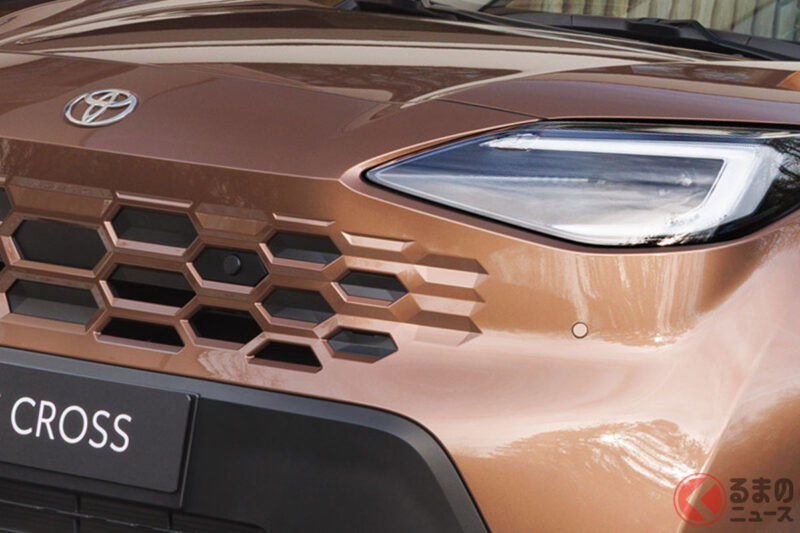 Toyota全新「Yaris Cross」發表！採用創新的「honeycomb grille」×豪華又環保的內裝設計！全車搭載高性能powerful unit的「最新model」英國規格是什麼呢！