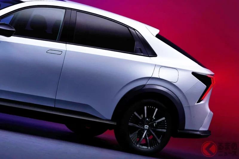 Honda全新「5門“個性派”SUV」即將上市，引發大量詢問！創新「前衝式設計」與劃時代加熱系統搭載！睽違3年半復活的「Insight」在經銷據點也成為話題焦點