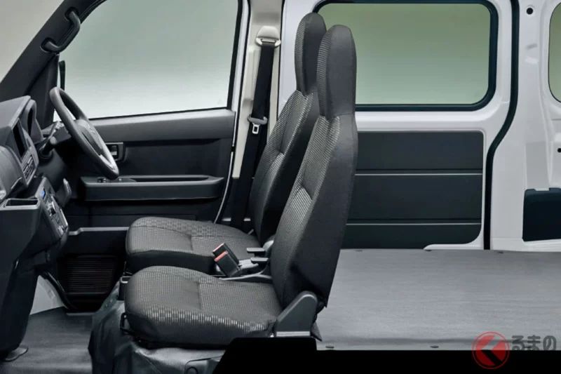 Suzuki「全新slide door輕型廂型車」詢問「暴增」！竟然採用「Daihatsu風格車頭」＆還提供2人座版本！以實用為主的新型「e Every」在經銷商也成為話題車款