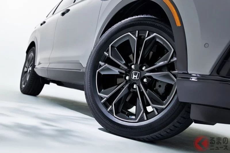 Honda「全新5人座SUV」詢問「暴增」!?「交車大約在秋天」搭載全長4.7m車身與高性能4WD的「終極all-rounder」CR-V也在經銷商間成為話題車款