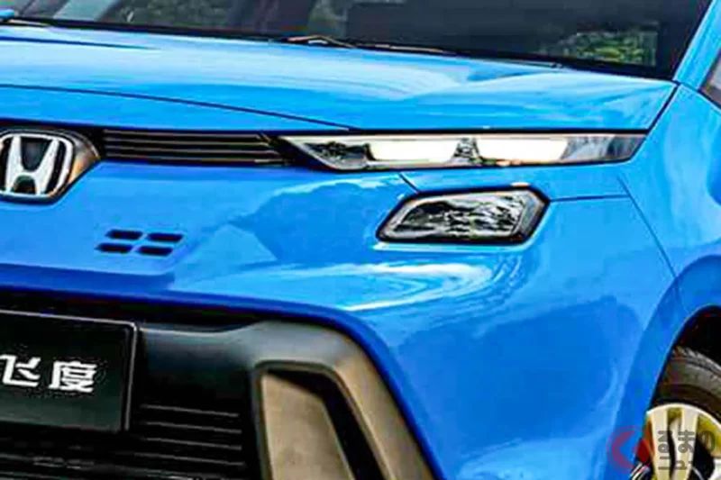 Honda全新「Fit」傳出即將登場，時隔6年迎來大改款！？外觀可能變成更大膽、更前衛的「激進新車頭」？預計2026年夏季進行改款？這款全新小型車引發高度期待
