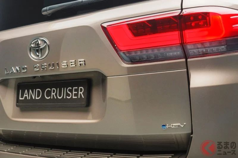 史上最強的 Toyota「Land Cruiser」受到關注！系列首次搭載 Hybrid，但傳統的越野能力與渡河性能依然健在！能發揮強悍 457 匹馬力的「300 系列」東歐規格究竟是什麼！