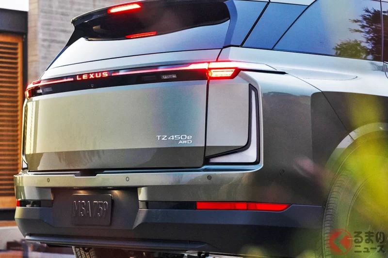 Lexus 全新「三排六人座」豪華 SUV 全球首度公開！ 擁有車長達5.1公尺級距的「方正硬派設計」，車室空間超寬敞！ 還搭載乘坐舒適、主打「後座優先」的模式，全新「TZ」究竟是什麼樣的車？