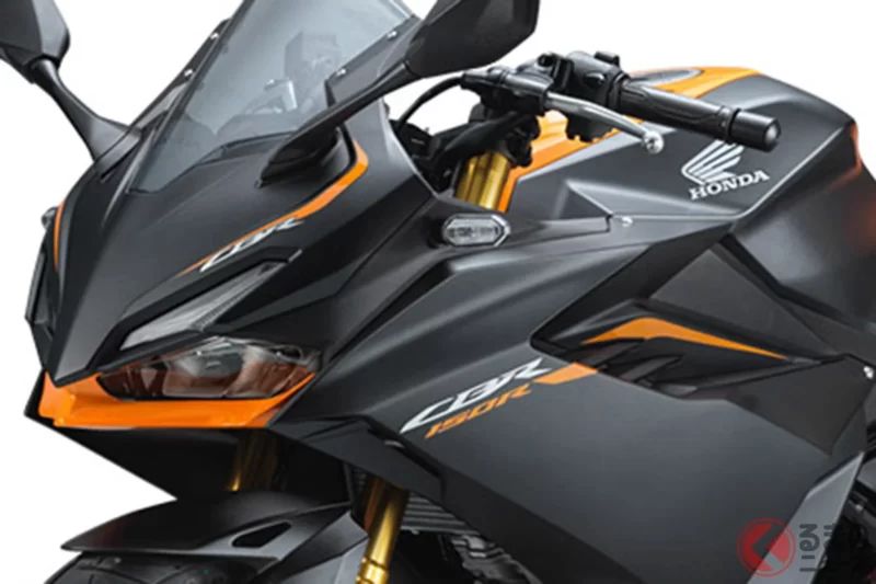 Honda 發表「全新」小型超級跑車！ 搭載高性能引擎與6速變速箱，帶來更順暢的行駛表現！ 安全性獲得「5星評價」的「CBR150R」於馬來西亞登場